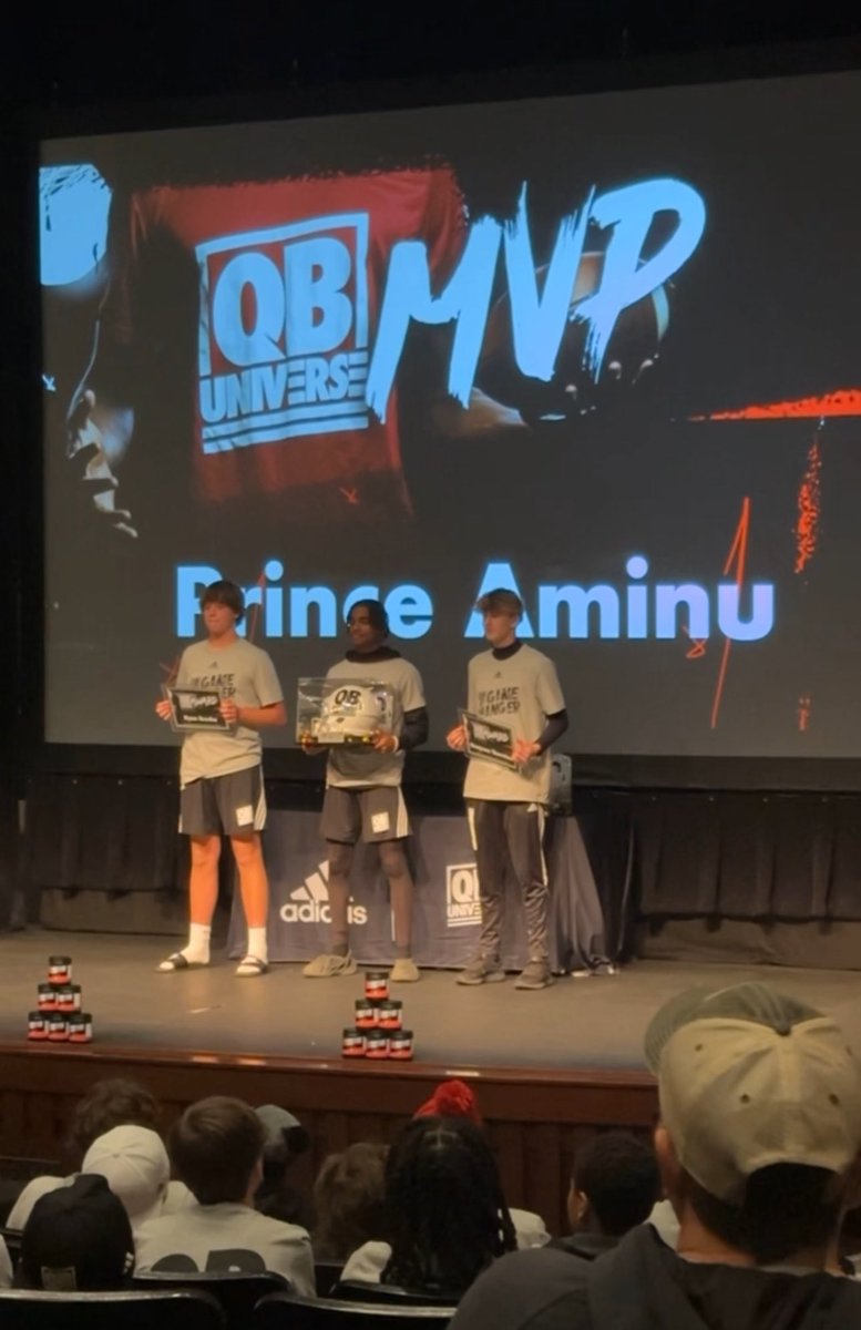 Leave no doubt‼️This run is so personal 🙏🏾 Thank you @quarterbackuniverse @PhillipsQBA @ChrisHixsonQB for this great camp. I got better this weekend‼️ #OverallMVP