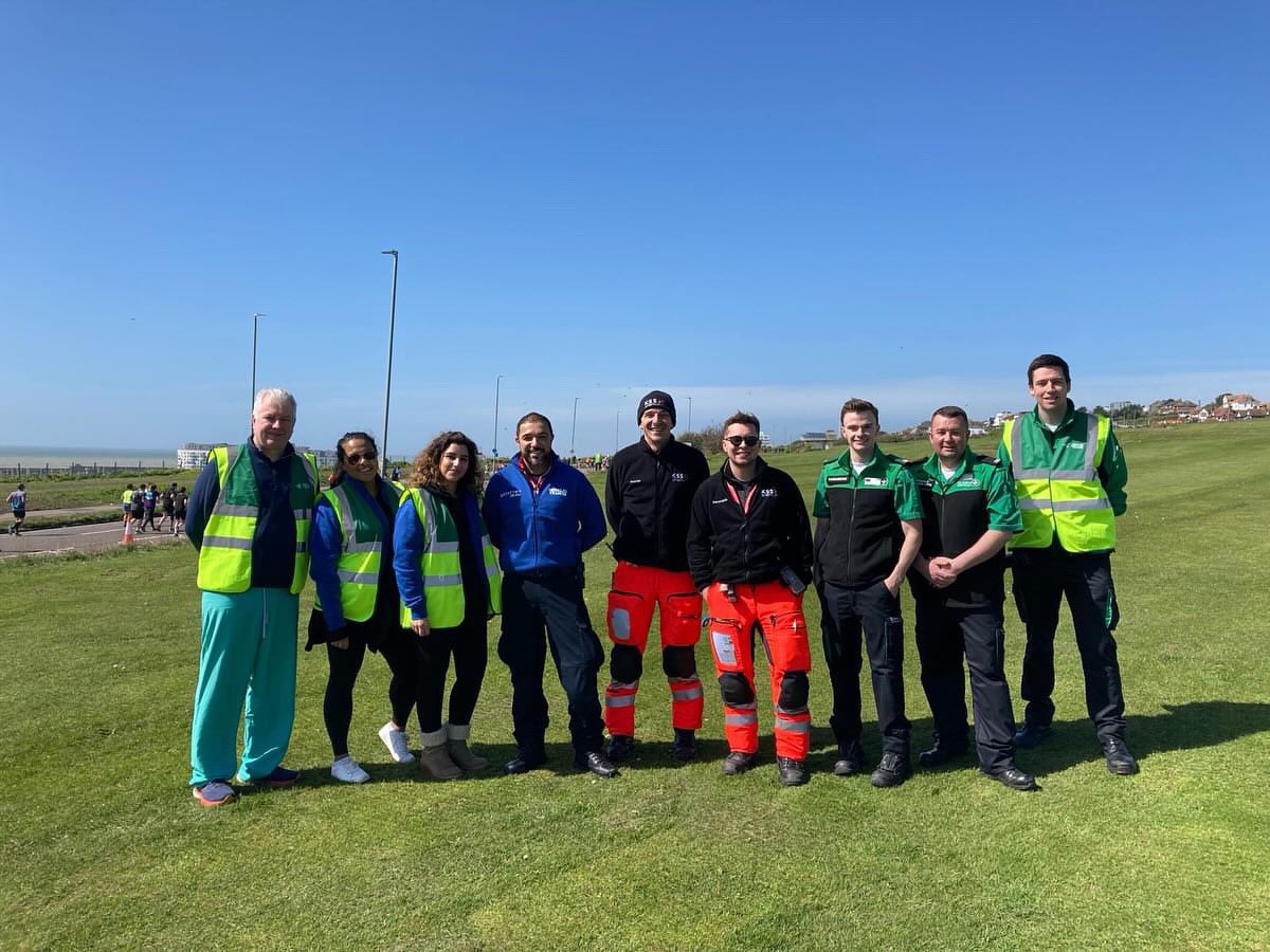 Supporting @BrightonMarathn with @SJAOperations providing medical cover for participants. Great to catch up with @airambulancekss and Bart’s ECMO teams #eventmedicine #Brightonmarathon