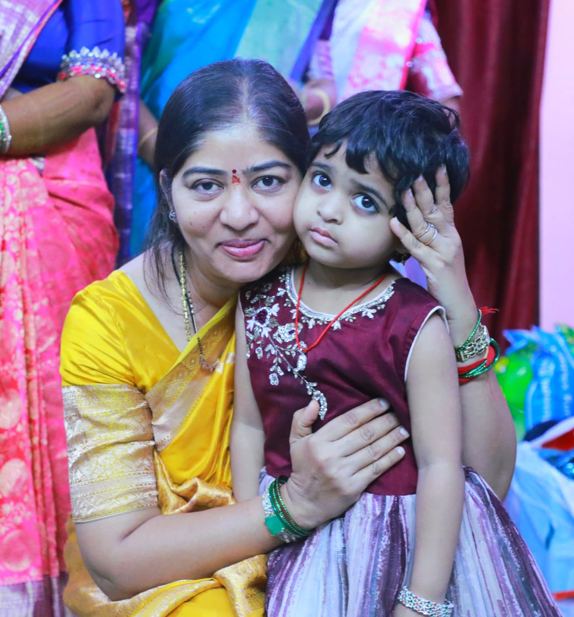 Met this two little bundles of joy during a hectic day – a delightful moment that brought a smile to my Sunday.

#JoyfulEncounters #LittleOnes #sundayvibes #Sundaysmiles