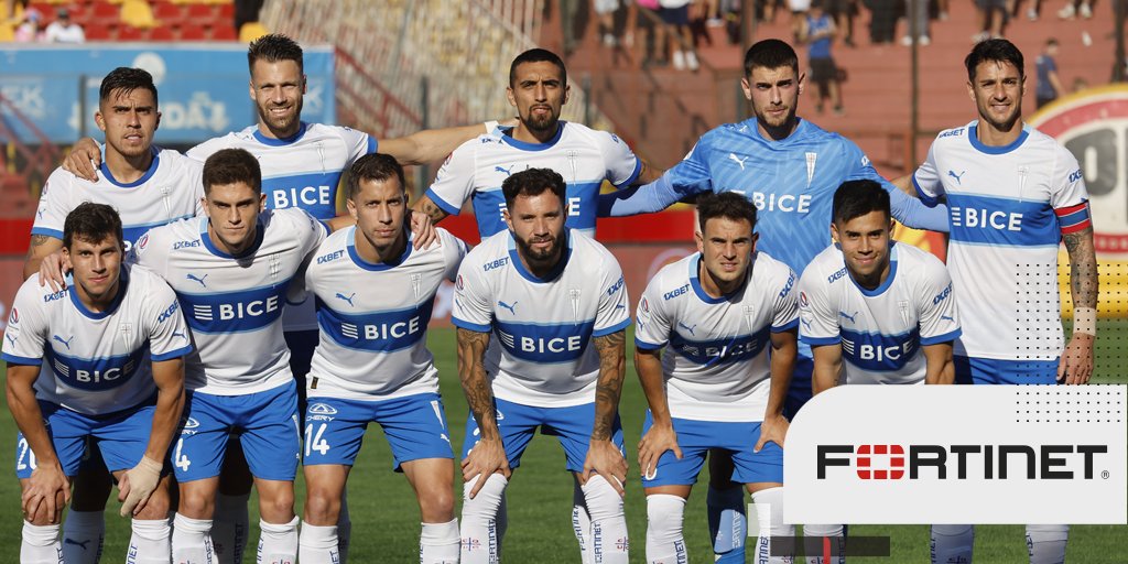 Cruzados's tweet photo. Trabajo en equipo para el triunfo ✊

Ante Cobresal, La Franja fue #LaDefensaMasFuerte dejando el arco en cero y sumando ➕3️⃣

Vamos #LosCruzados, ¡por más! ⚪🔵

@fortinetlatam 🛡️ #FortinetLATAM https://t.co/oINazFcp11