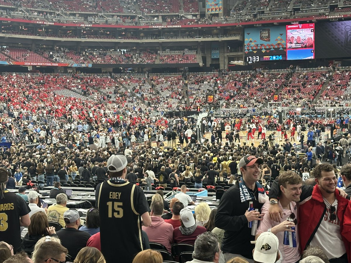 Jose Frias (@friasjose_chepe) on Twitter photo What an amazing experience!! The energy here is unreal!! Monday the Boilermakers complete the journey!! BoilerUp!! π€ π π <a href="/dadsasprincipal/">Dads as Principals</a> What an amazing experience!! The energy here is unreal!! Monday the Boilermakers complete the journey!! BoilerUp!! π€ π π <a href="/dadsasprincipal/">Dads as Principals</a>