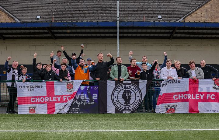 🚨 STOLEN🚨

After yesterday match 3 young <a href="/chorleyfc/">Chorley FC</a> fans were set up on by up to 30 home supporters. These 3 flags were stolen off them!!

We want them back ASAP. 
Pls RT to help us get them back
<a href="/Buxton_FC/">Buxton Football Club</a> <a href="/MagpiesTrust/">Magpies Trust</a> 
#chorleyfc #buxtonfc