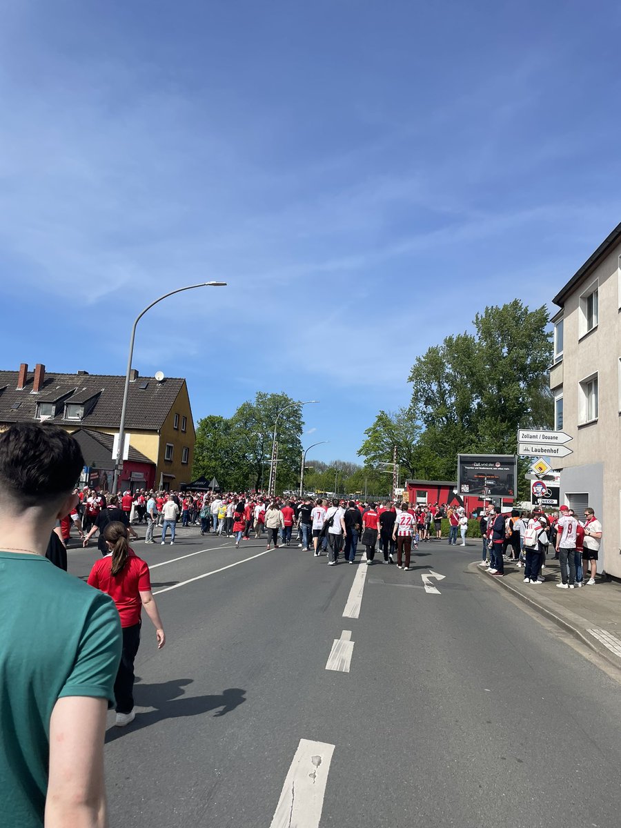 Derbyday. 🔴⚪️
#RWEMSV