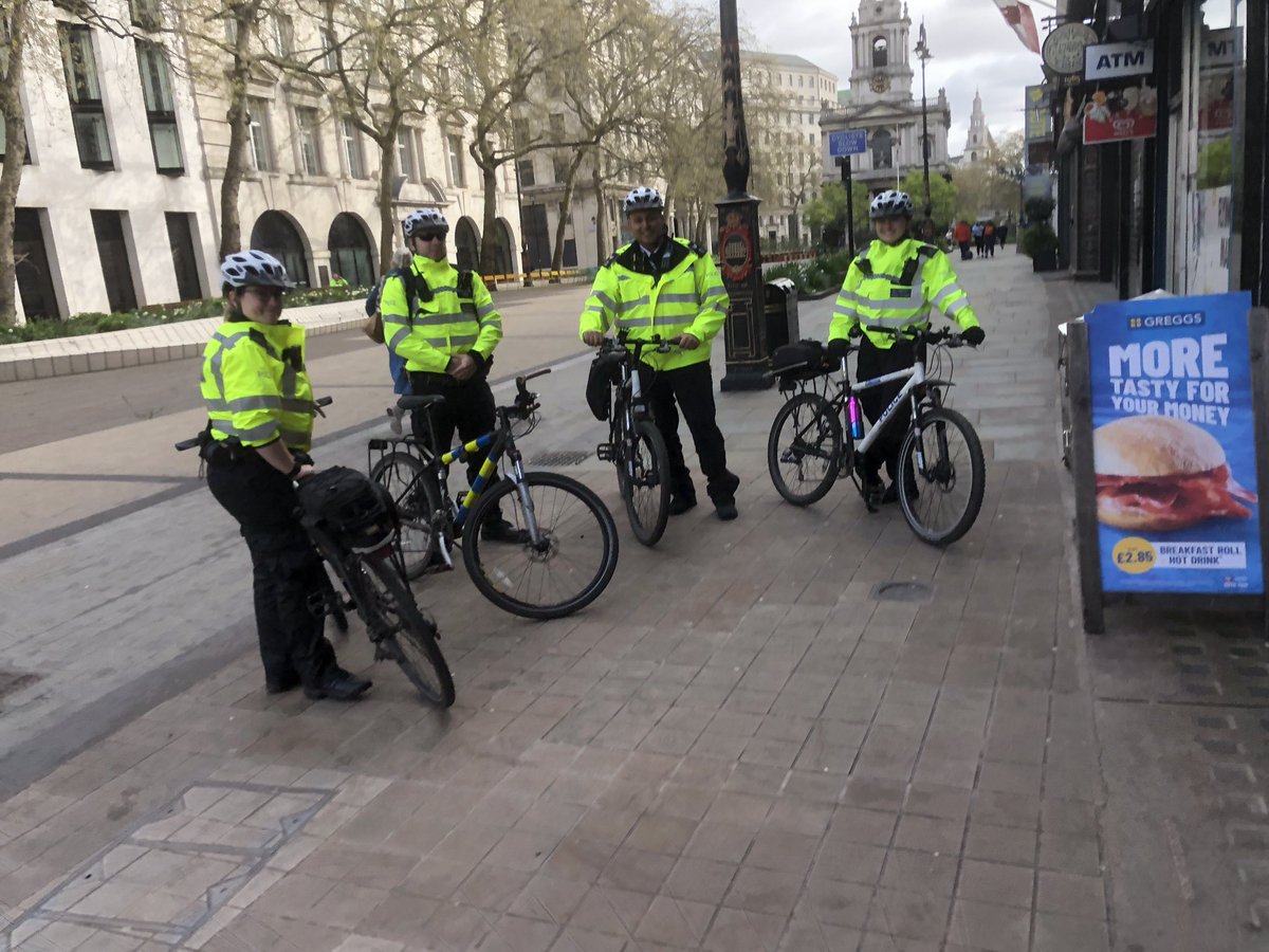 So good to see them out on their bikes keeping central london safe, thank you. Aldwych, earlier today 7/4/24 @MPSWestminster #LondonLovesCycling #LondonLovesEmergencyServicesOnCycles