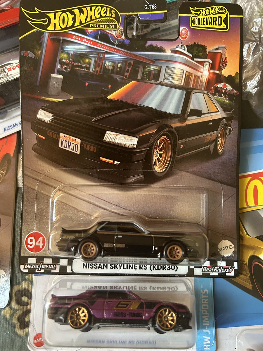 HK2SEEK's tweet image. HOTWHEELS買いました。
1 NISSAN SKYLINE RS (KDR30)
2 MBK VAN
3 ’89 MERCEDES-BENZ 560 SEC AMG
4 NISSAN SKYLINE GT-R 【BCNR33】
＃HOTWHEELS
＃HOTWHEELSPREMIUM
