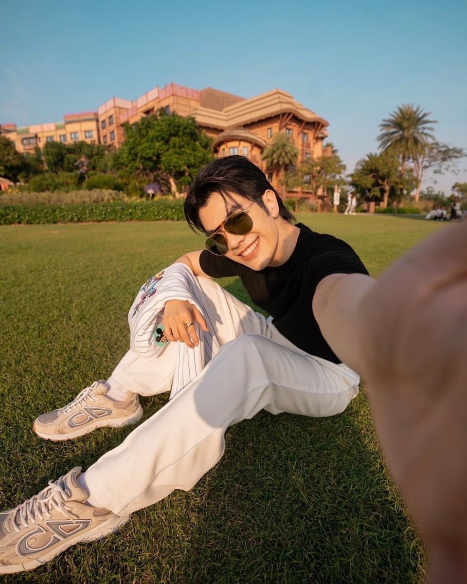 #Thai superstar #MilePhakphum is here to captivate us with his travel escapades 😍