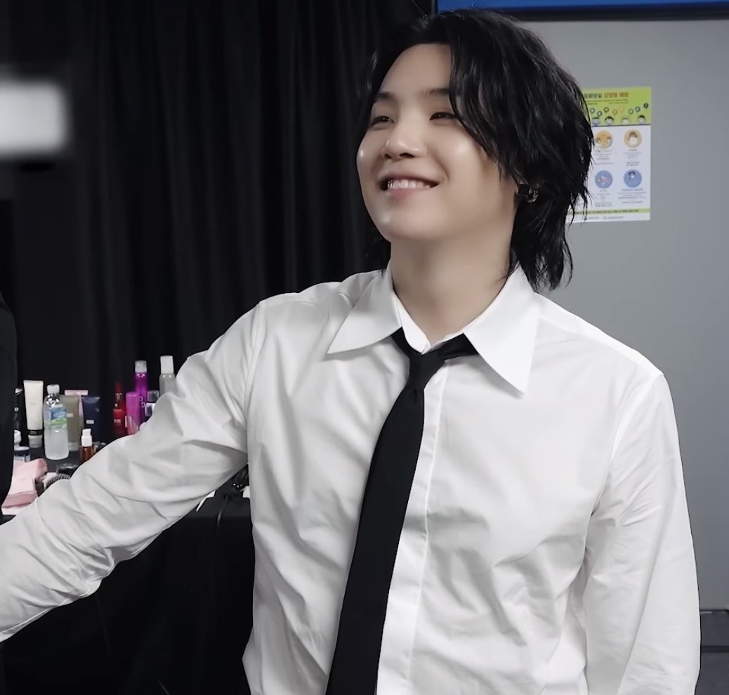 hourIysuga's tweet image. husband