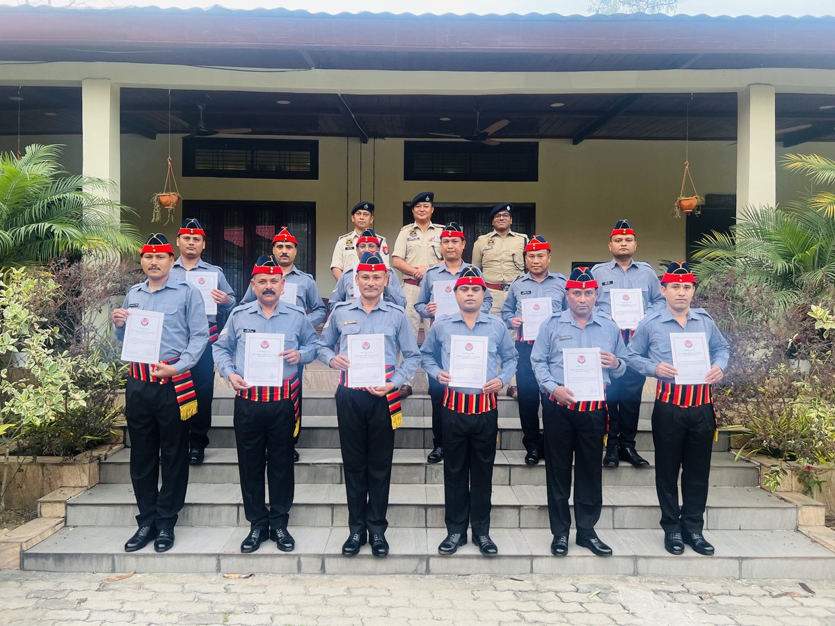 Golaghat Police extends heartfelt appreciation to all the staff of Police Guest House, Kohora. They are felicitated with Appreciation Letters for their exceptional standard of maintenance and reception of guests including Hon'ble President and Hon'ble Prime Minister of India.