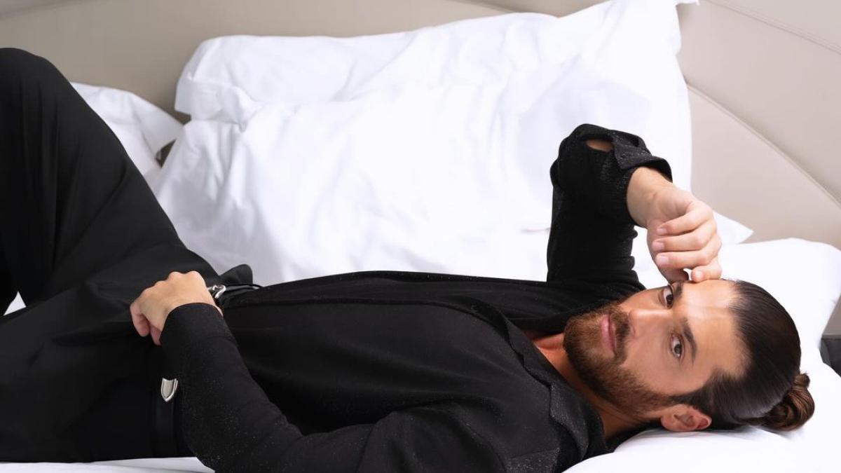 Risueño, más hablador que de costumbre y hasta bailarín, así se ha presentado Can Yaman ante sus seguidoras durante su visita a Sao Paulo por esta bonita causa. marie-claire.es/que-ver-tv/697…