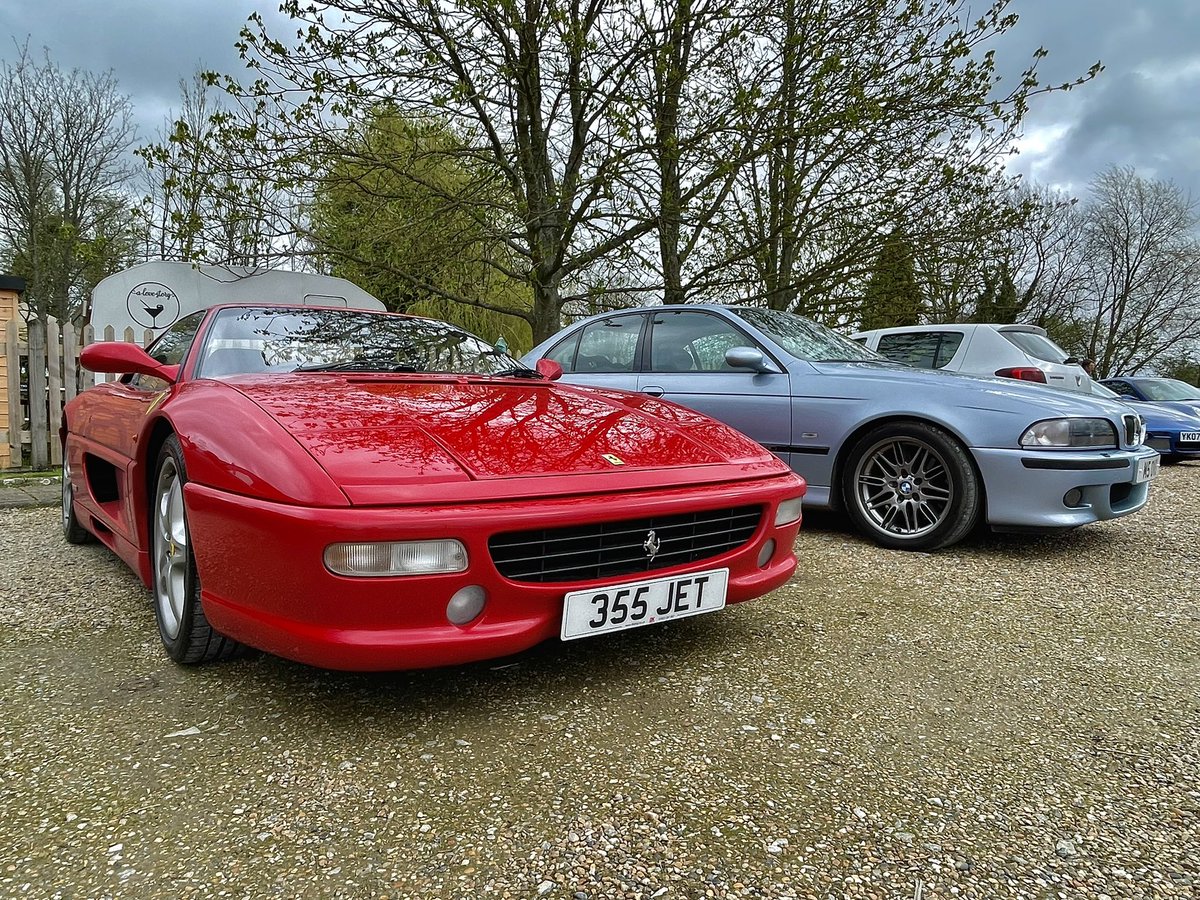 Now that’s a two car garage I could happily work with.