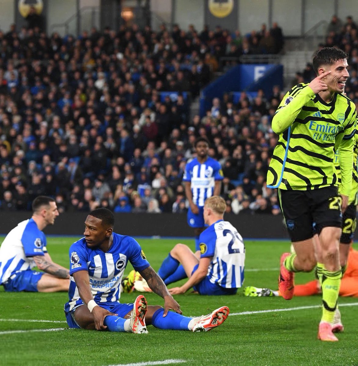 Great photo. Leaving defenders for dead.