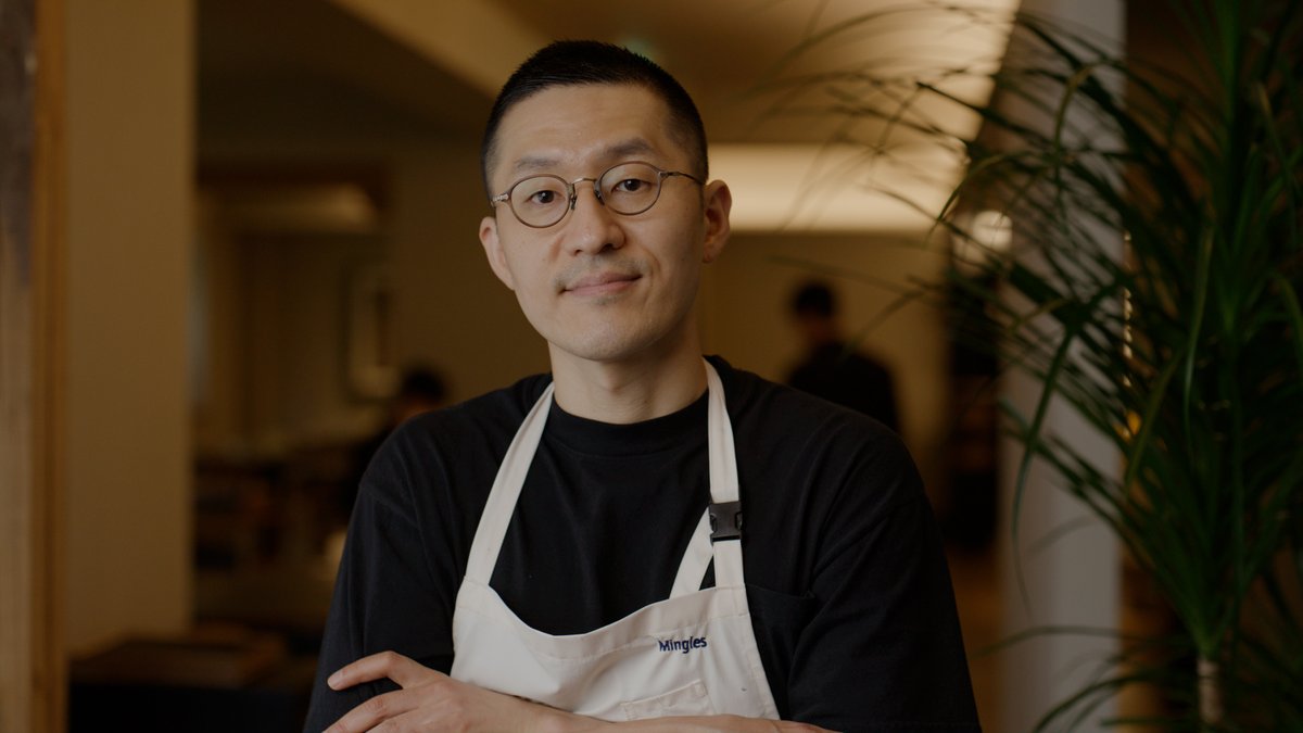 Watch Chef Kang MinGoo of two-Michelin star restaurant, Mingles, in Seoul, South Korea reinterpret Bibimbap as a dessert. This documentary was produced thanks to the generous sponsorship of @PulmuoneUS. Watch the full documentary at bit.ly/3N5gSUF