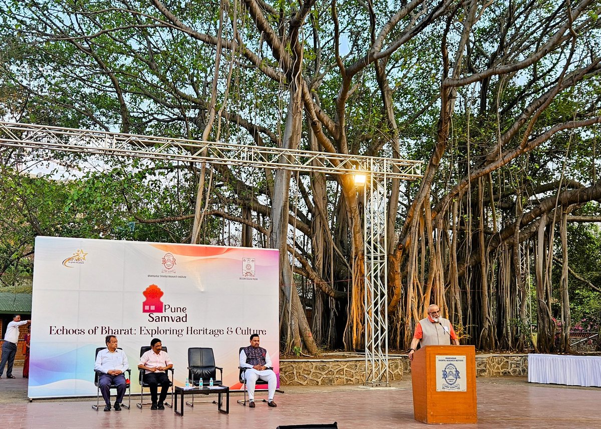 Enthralling and illuminative talk by Shri K.K. Muhammed ji, Regional Director of @ASIGoI (retd), about Echoes of Bharat: exploring heritage and culture at the beautiful amphitheater of the @BhandarkarI organized by @PuneSamvad1. @Manojpochat