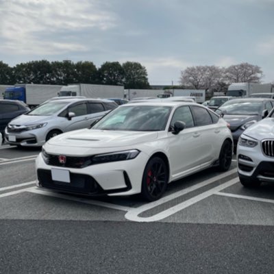 KANE_FL5's tweet photo. 守谷SAにて
納車後初めて運転！最高だな😏
#新しいプロフィール画像 https://t.co/4Vcs0bJFbP