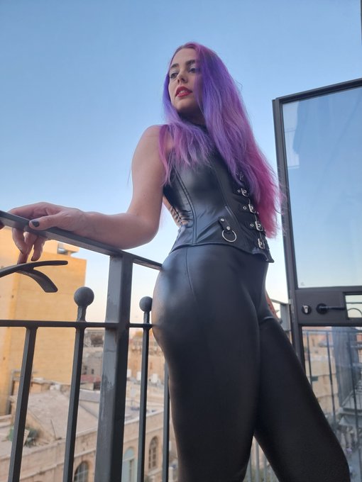 Don&rsquo;t be afraid, is just your jail. 😈 https://t.co/7TT1B4FwtP