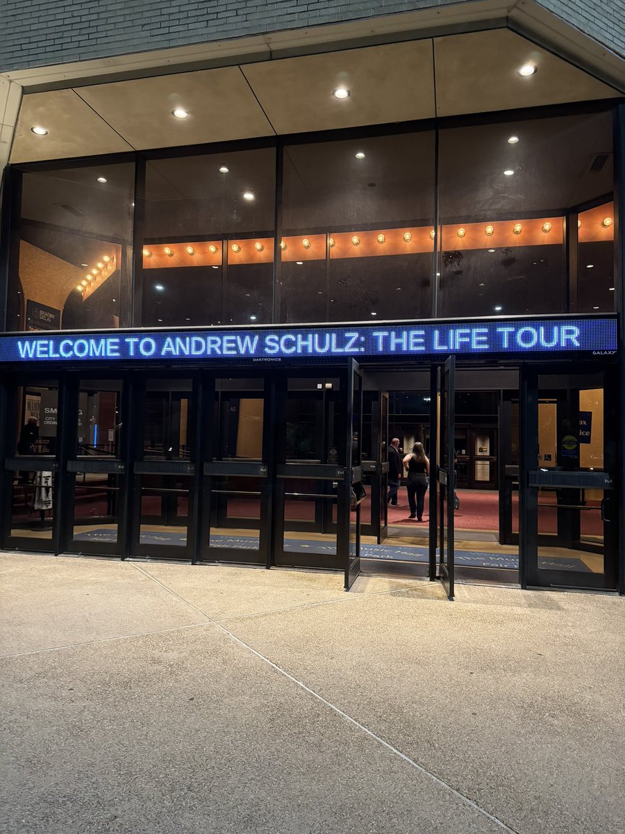 My husband is out of state for work so I had my little brother come up to go with me to #thelifetour it was truly the best comedy show I have ever seen. If you are able to go in person leave the kids w/ a sitter and go! @andrewschulz @markgagnon_ @dericposton