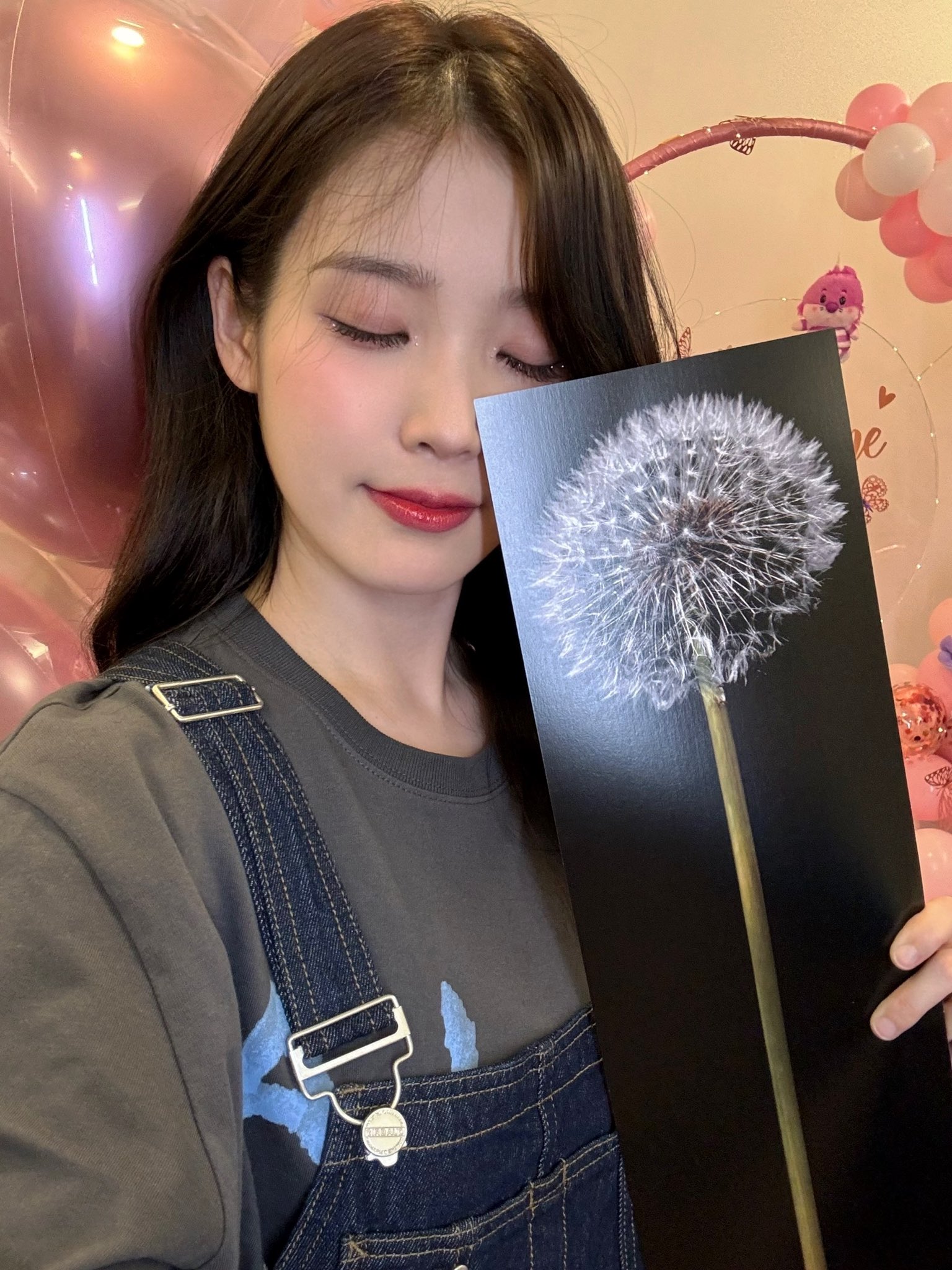 GKkJnRSasAADMMZ?format=jpg&name=large