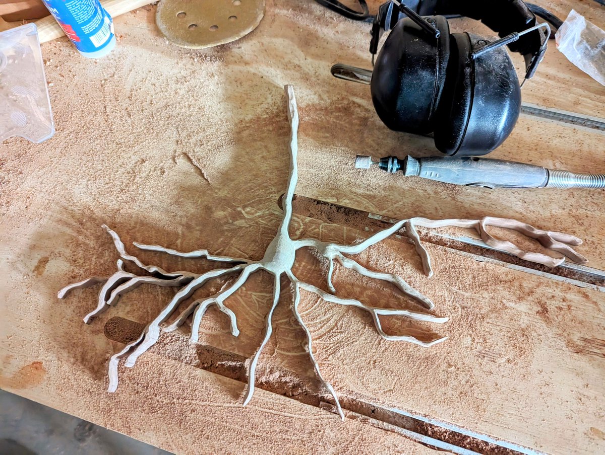 Spent some extra time power carving this guy. I am excited to see the final result! ☺️ #neurons