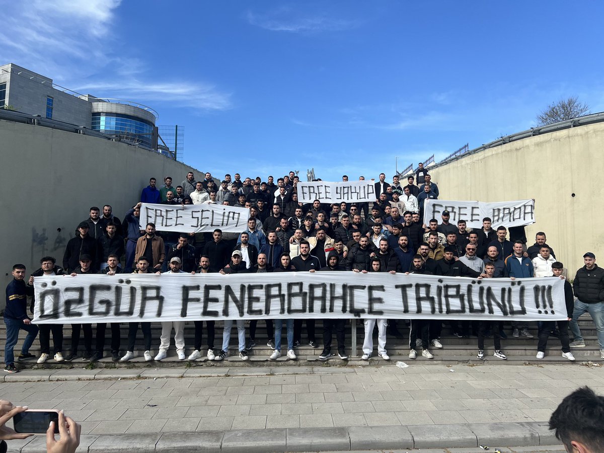 #ÖzgürFenerbahçeTribünü