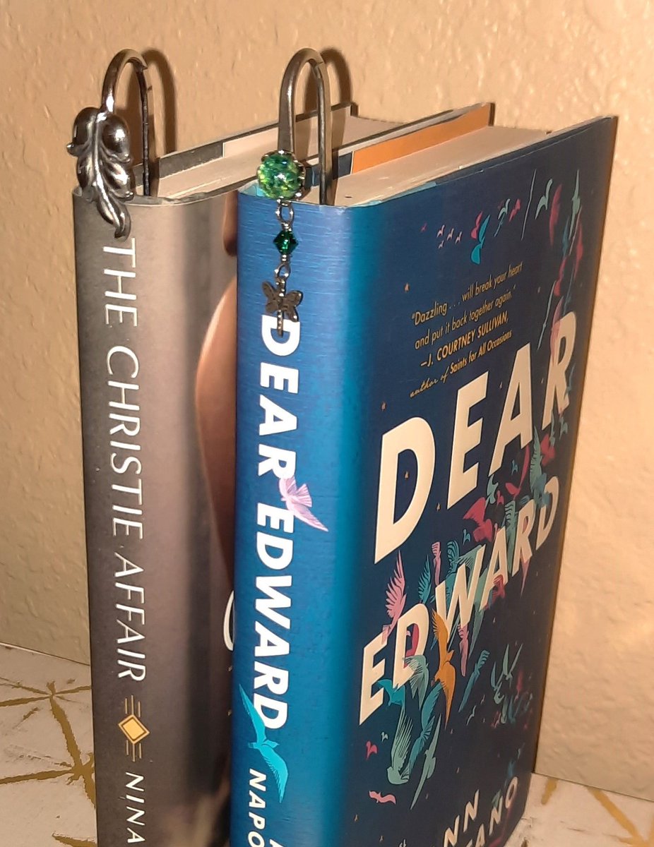 I've used junk mail, napkins, grocery lists, leaves, pens, rulers, drinking straws, business cards, and more, but my favorite and second favorite bookmarks are these metal pieces of book jewelry. 💎🔖📗📕✨ #BookAccessories #Bookish #Books #BookWorm #LoveToRead #NeedToRead #Read