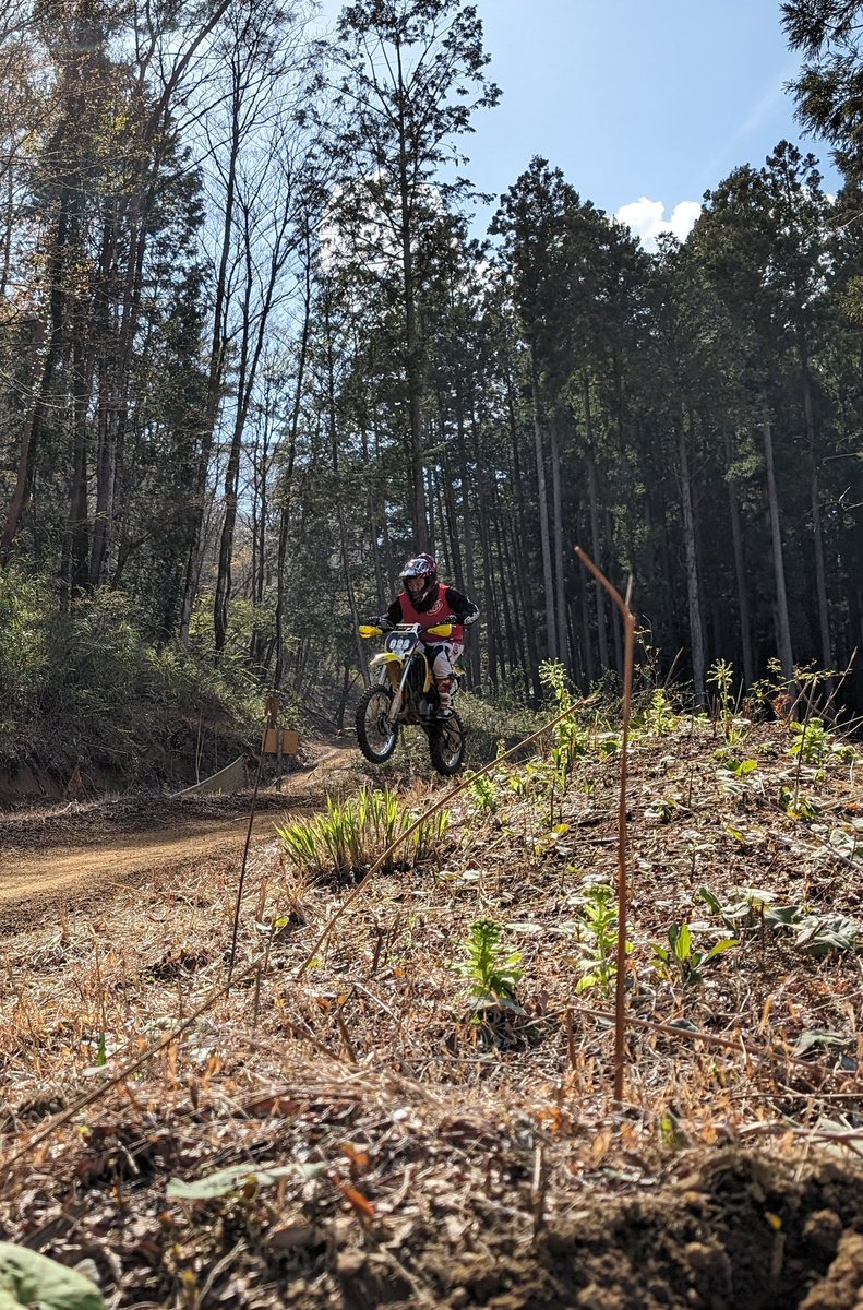 YZFR19861024's tweet image. #鹿沼木霊の森 ってそんなに飛べないはずなのに…皆飛んでる #WaveFactory な皆さん🤩