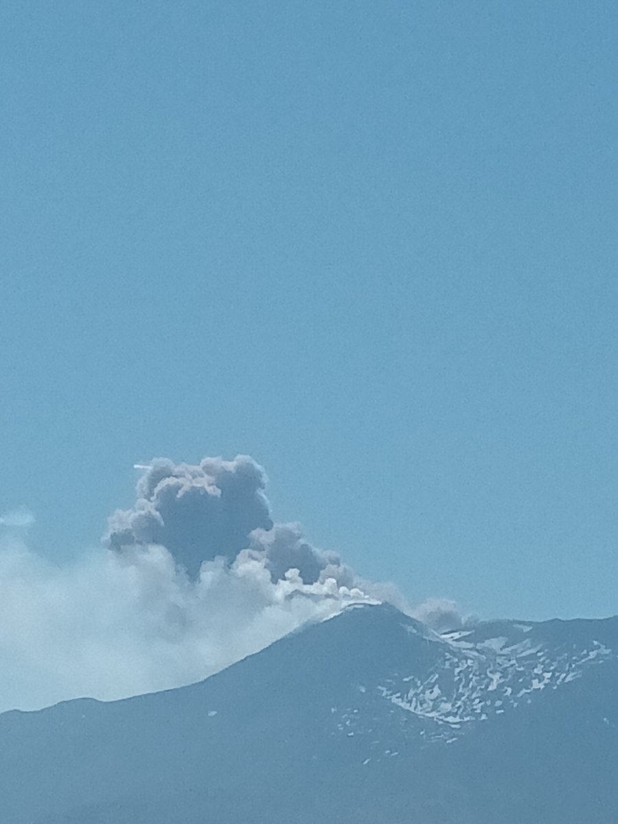 Colin Udall (@skyshadowudall) on Twitter photo Afternoon pic: Etna getting grumpy in the heat Afternoon pic: Etna getting grumpy in the heat