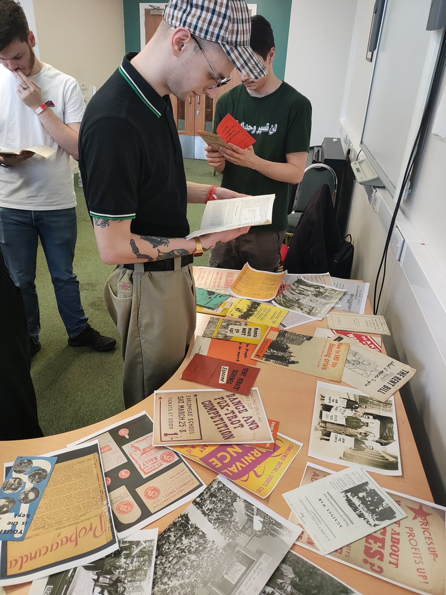 Really great conversations about why we should archive the movement at the @yclbritain Harry Pollitt this afternoon, thanks everyone who came!