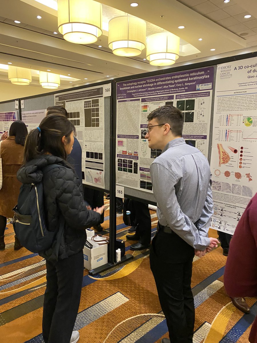 Very proud of Christopher Johnson from @uwsomwwami for representing @SimpsonLabUW @DermatologyUW at the poster session @JointMeeting @the_asci. Especially appreciate support from @PssfMsrf for CJ to spend a year in my lab @UWMedicine to explore the physician-scientist pathway.