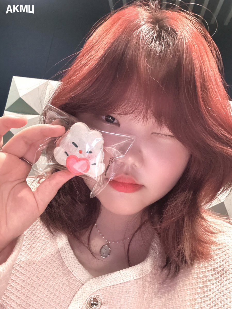 official_akmu tweet picture