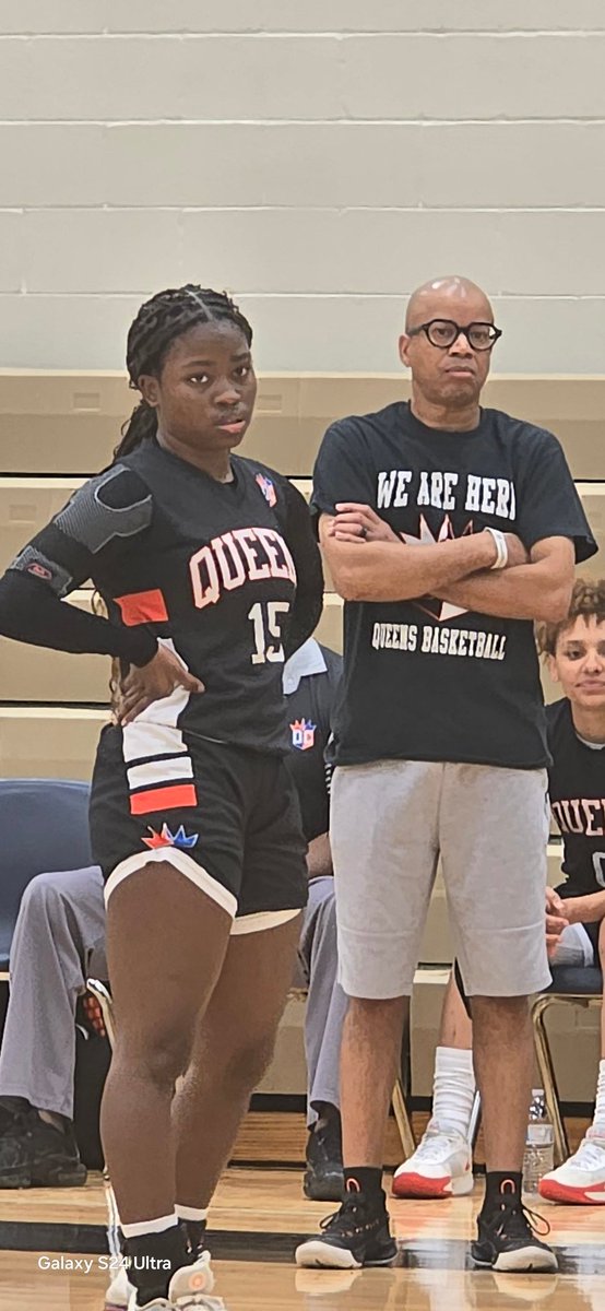 Karrrington Jackson has been with Pete forever <a href="/queens2024black/">DCQueensBlack2024</a> and she is one of the toughest guards in the state. OTB, off the dribble, court vision and pull-up have been on display #pghdynastyregionkickoff <a href="/PGHCircuit/">Prep Girls Hoops Circuit 🏀</a>