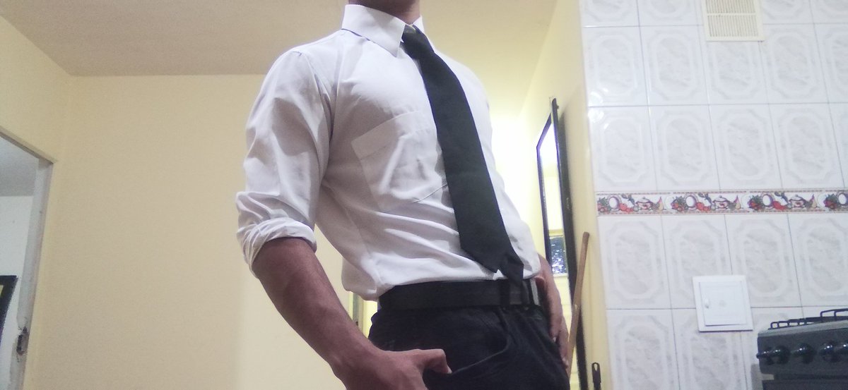 angelfilhodaput's tweet photo. Me he vuelto a tomar fotos en traje, quieren que publique algunas???🔥🔥🔥 https://t.co/WaHz8as7wQ