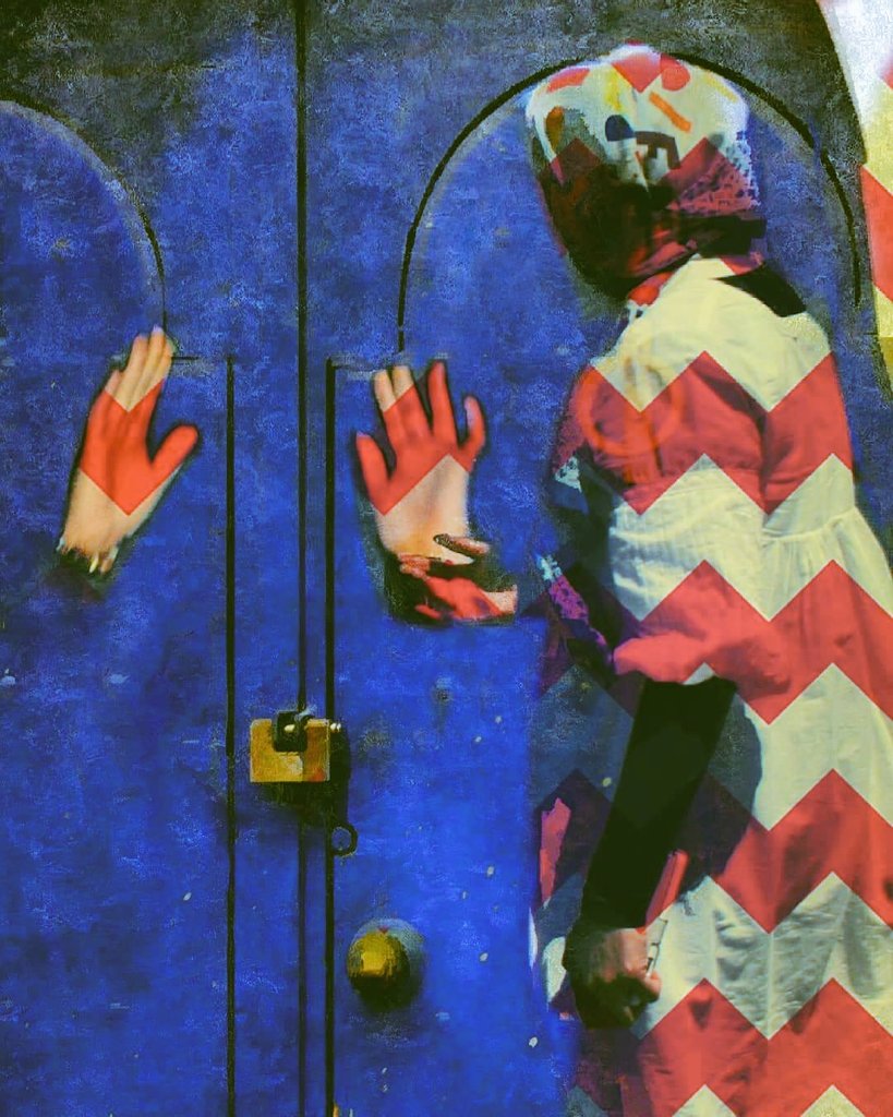 Coloring my life #HibaShalabi #artwork #graphicart #fineartphotography #women #color #blue #door #life  #FineArt   #colors #red #yallow #hands #fine_art #graphic_design #art_photography #double #artists #LibyanArtists