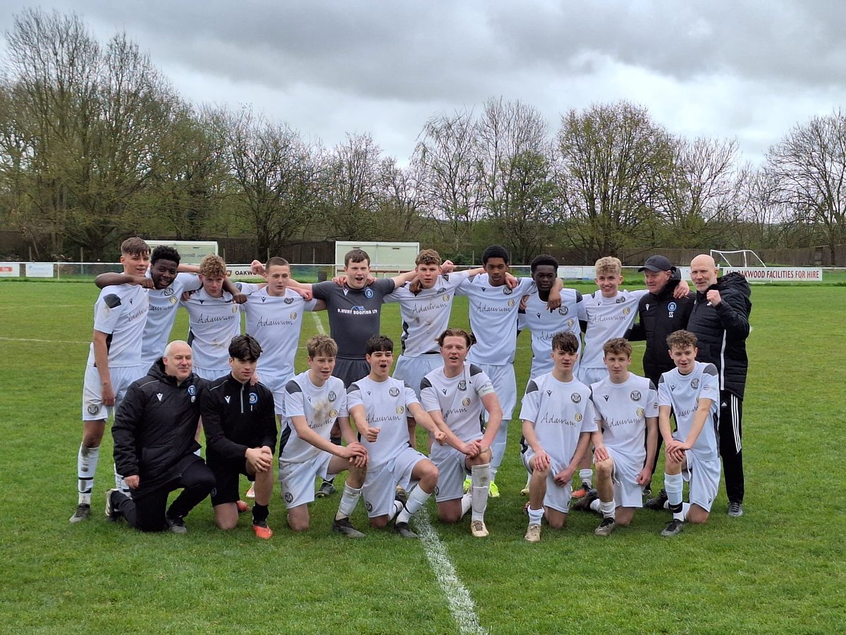 It was more silverware 🏆 this morning for the 🐗 as our MSDYL U18s took centre stage in the League Cup final

Going in at 1-0 at HT the young boars pulled away after the break finishing up 4-0 winners 

Goals from Riley x2, Lucas M and Mason 

MOM Riley

#uptheboars #future 🐗