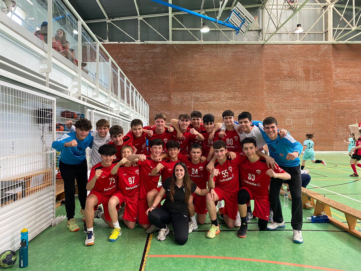 🤾‍♂️ Primer título de la temporada para la Academia <a href="/Helvetia_ES/">Helvetia Seguros España</a> Alcobendas
🏆 El equipo de Segunda Cadete Masculino se ha proclamado campeón de liga a dos jornadas del final tras vencer este finde en pista de <a href="/balonmanosanse/">Balonmano Sanse</a>
🤩 Felicidades a nuestros chicos por esta gran temporada