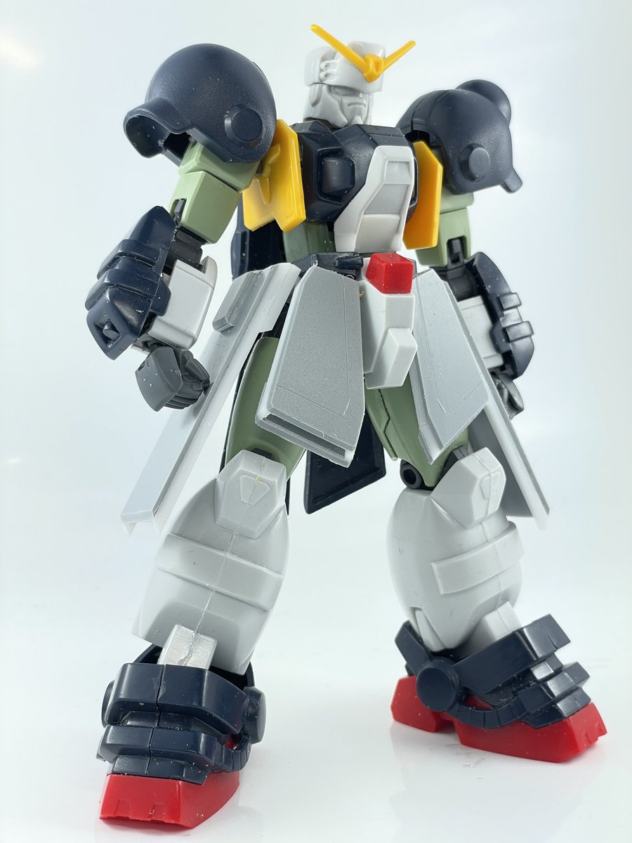 co2age's tweet photo. Gガン新作と聞いてマジなのかな
作りかけだけどHGUCリバイブザクに旧キットのボルトガンダムかぶせたもの
可動範囲もほぼリバイブザクのまま
#Gガンダム https://t.co/PpXRohTq2m