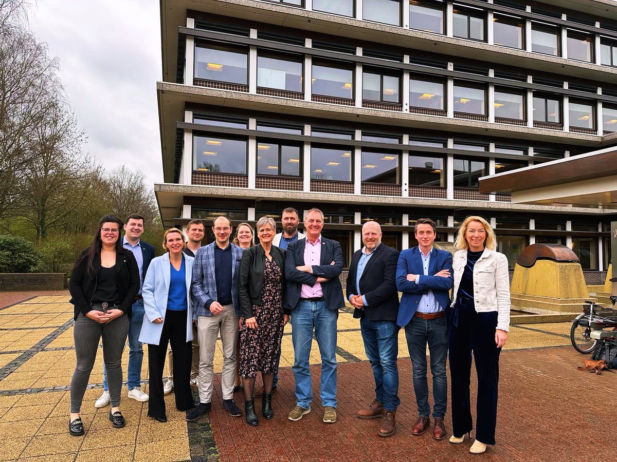 27 maart tijdens de Noordelijke Statendag bijeengekomen met de noordelijke VVD fracties. Een mooie kans om samen als noordelijke fracties met elkaar te spreken over gemeenschappelijke thema’s! Al met al een zeer geslaagde dag! 💪