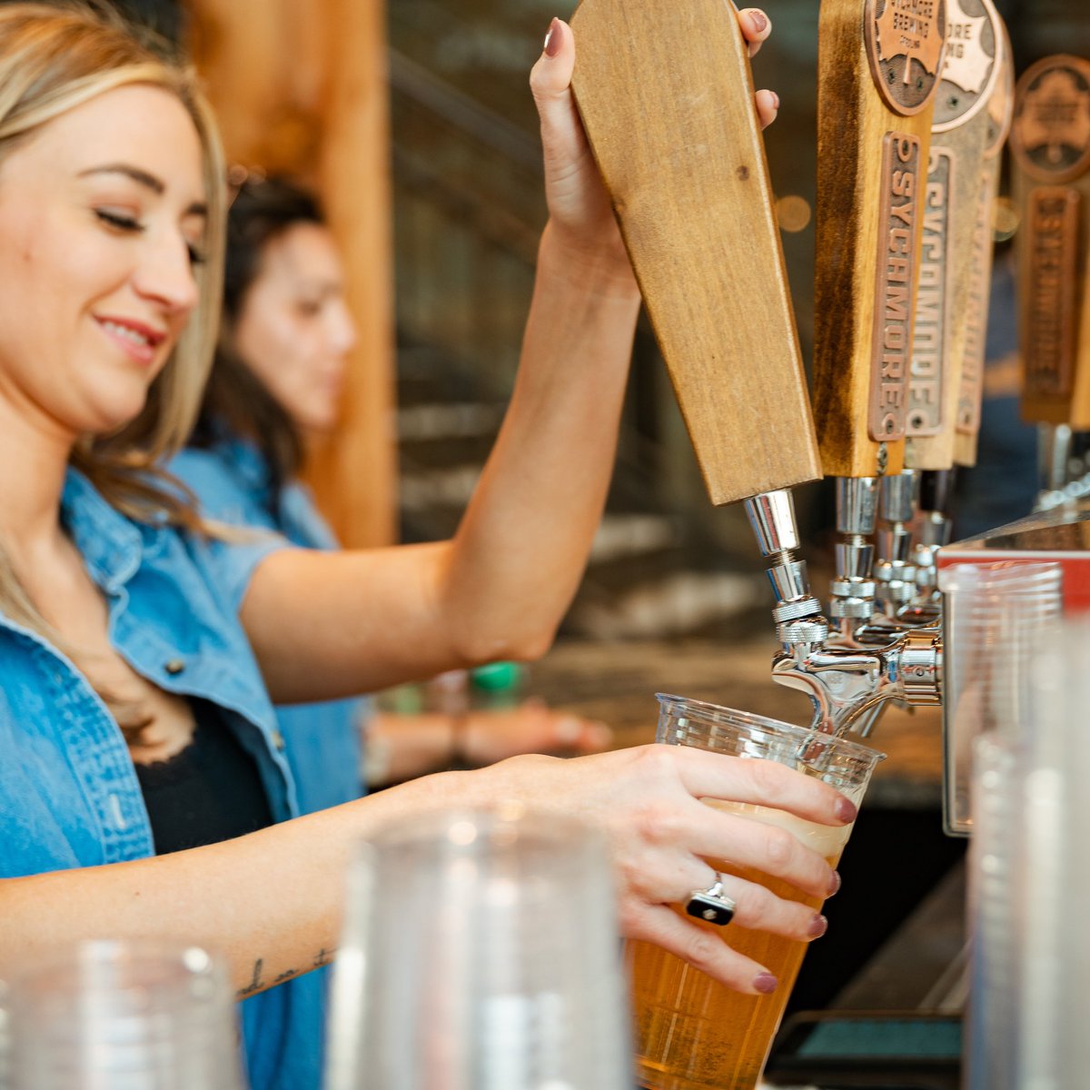 🍻 Happy National Beer Day &amp; Happy NC Pint Day - double the fun in NC!

Crack open a can or enjoy a pint of your fave Syc brew &amp; celebrate the love of #goodtimesgreatbeer right here in our home state.

Cheers to twice as much to celebrate today! 👏