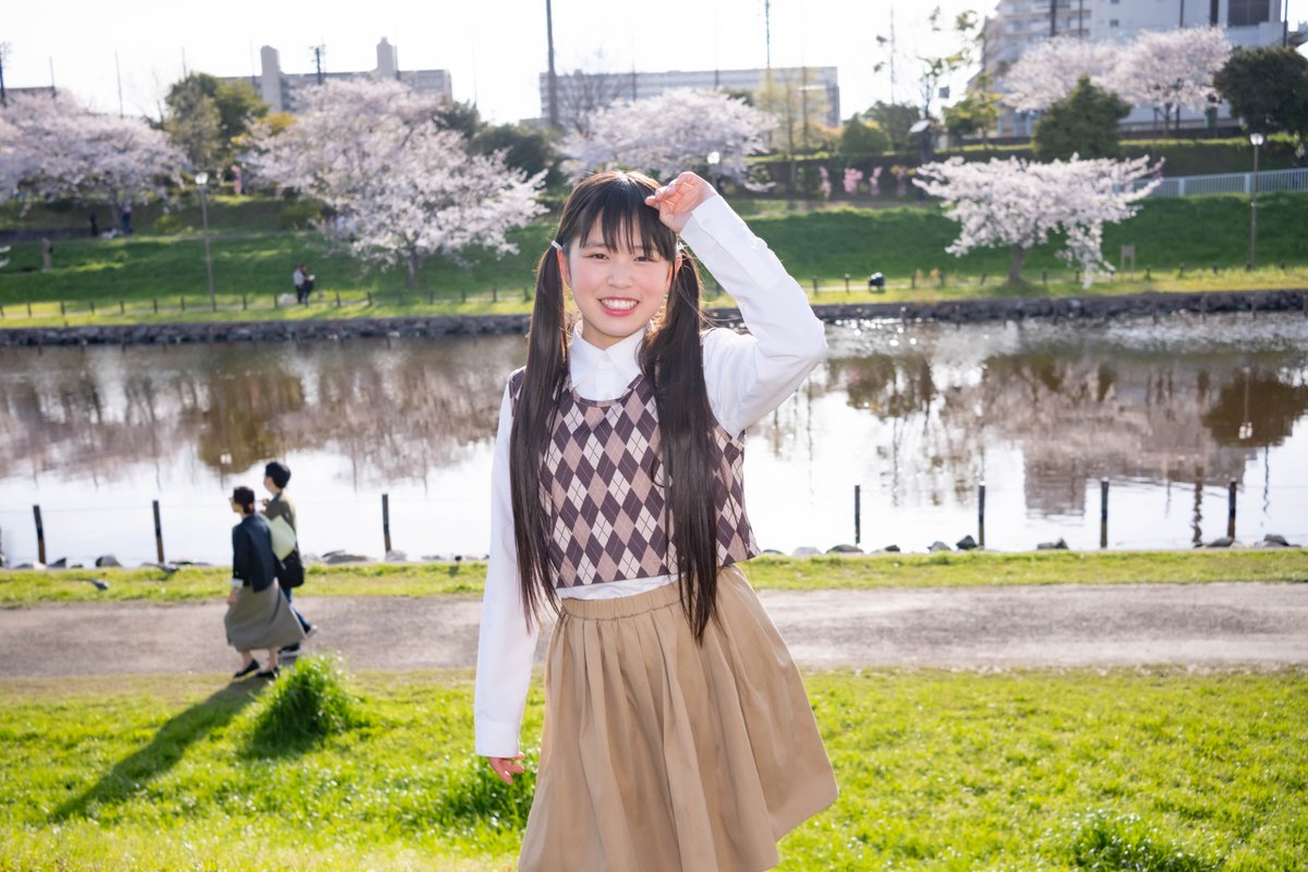 2024.4.7 ＠大島小松川公園
Sugar Mine めいっぴさん

暖かくなって、桜に包まれためいっぴスマイルがやっと見られました🌸🌻

#めいっぴ
#SugarMine
#東京モデル撮影会
