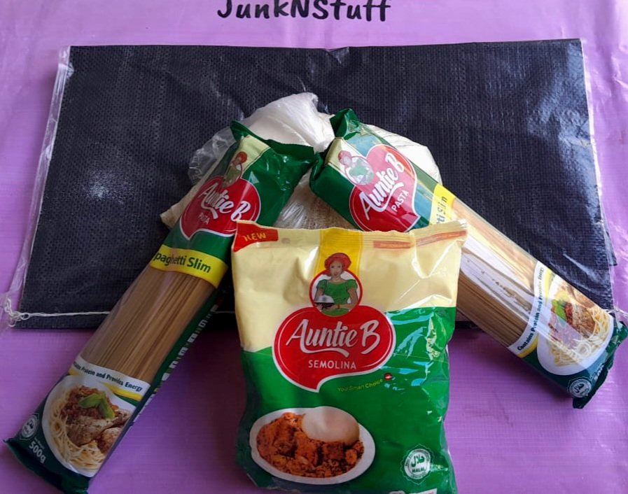 glacejunknstuff's tweet photo. BREAKDOWN OF MONEY SPENT!
We had 5 packs of beans, 1 pack of garri, 1 spaghetti, 1 pack of dates &amp; 1 pack of salt left. All have been given out. Will post the receipts of the charities' payments once done. May Almighty Allah ease your affairs &amp; accept this as an act of ibadah💕 https://t.co/vaYnzjHur7