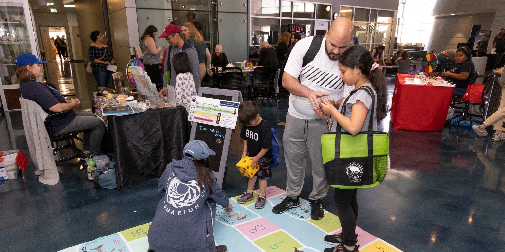 HartnellCollege's tweet photo. π Join us at Hartnell College for the 18th Annual STEAM Family Science Day! π FREE event full of science fun, guest speakers, and activities for all ages. π
April 20, 10am-2pm at the STEM Center. Register now on Eventbrite! #STEAMDay #HartnellCollege #ScienceForAll πβ¨ https://t.co/GIUhRm57Bj