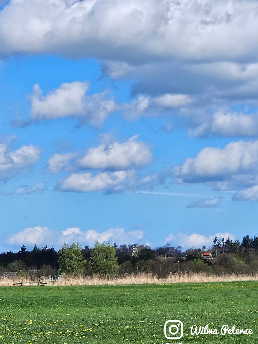 Dondertoren in #Leersum.
#nature #natuurfotografie #NaturePhotography #wolkenbilder #wolkenluchten #mooieluchten #hollandseluchten