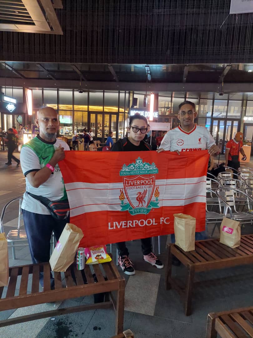 All ready for the big game tonight..
Hoping for a Liverpool  win 💪🏼💪🏼
#YNWA
#LFC
#MUNLIV 
#lalaport
#liveviewing
#bigscreen
<a href="/LFC/">Liverpool FC</a> 
<a href="/allredsmalaysia/">All Reds Malaysia</a> 
<a href="/stadiumastro/">Stadium Astro 🇲🇾</a> 
@lalaport