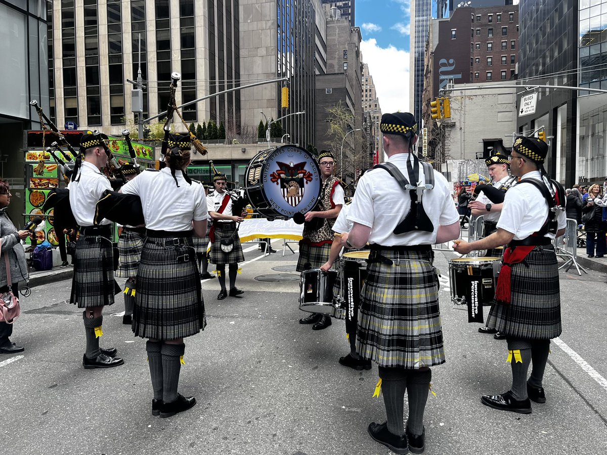 Yesterday was #Tartan Day! We celebrated the annual @NYCTartanWeek parade - an event like no other where tens of thousands of people come together to celebrate their #ScottishConnections. This year, actor Dougray Scott took on the role of Grand Marshal.