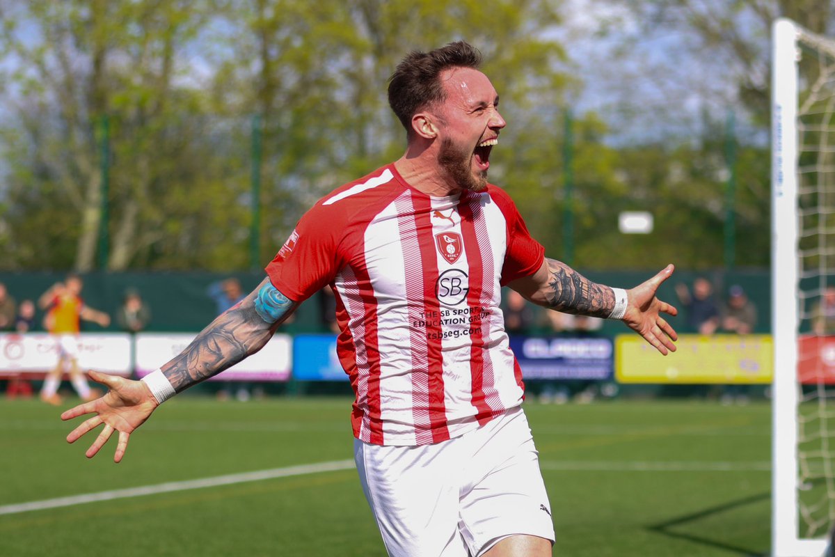 Bracknell Town FC tweet media