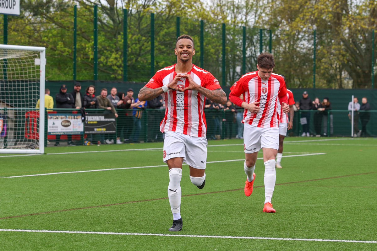 Bracknell Town FC tweet media