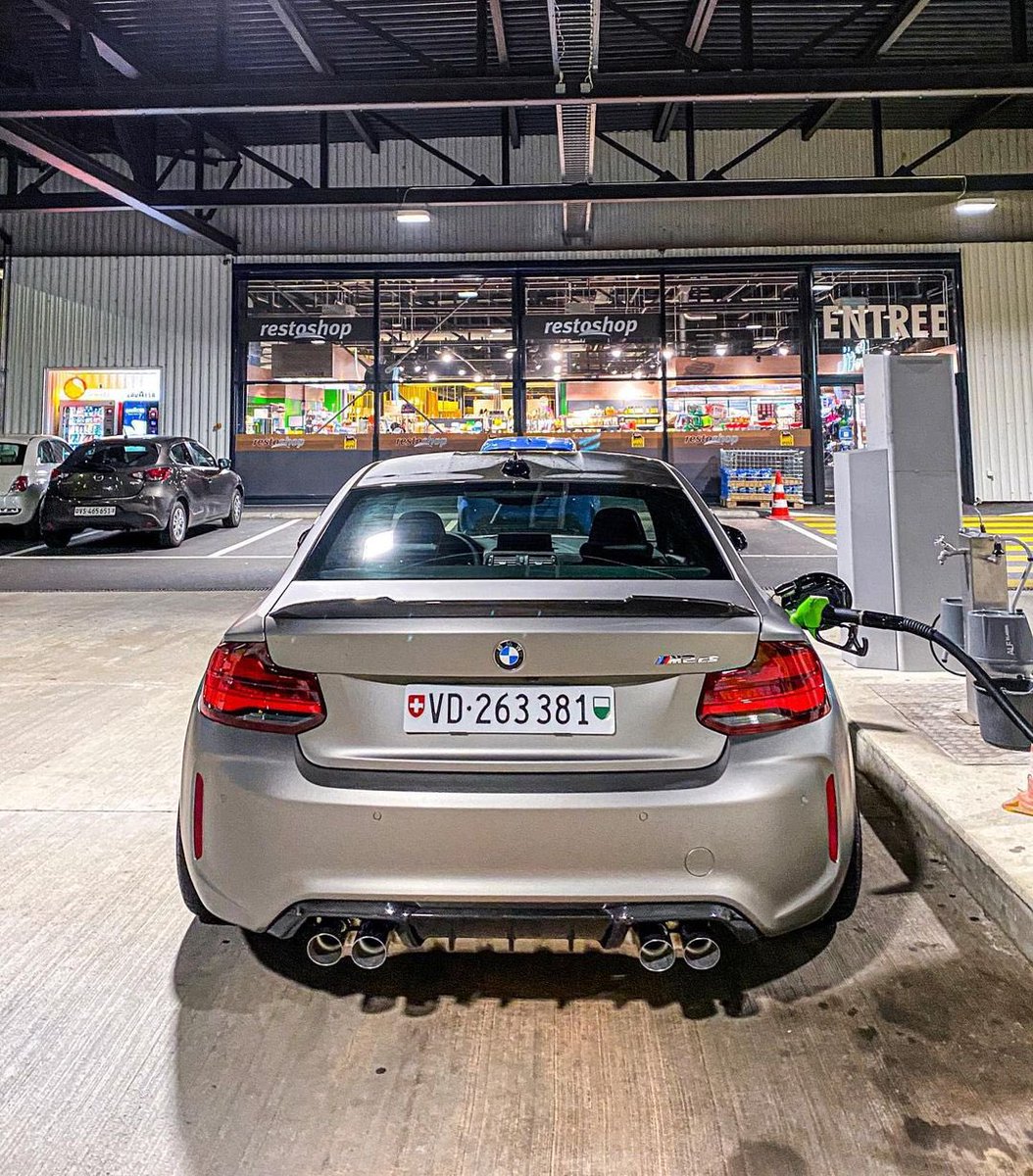Clartville's tweet photo. @OtsileJK M2 CS is the greatest looking car BMW have ever made https://t.co/cmn5qBtyxT