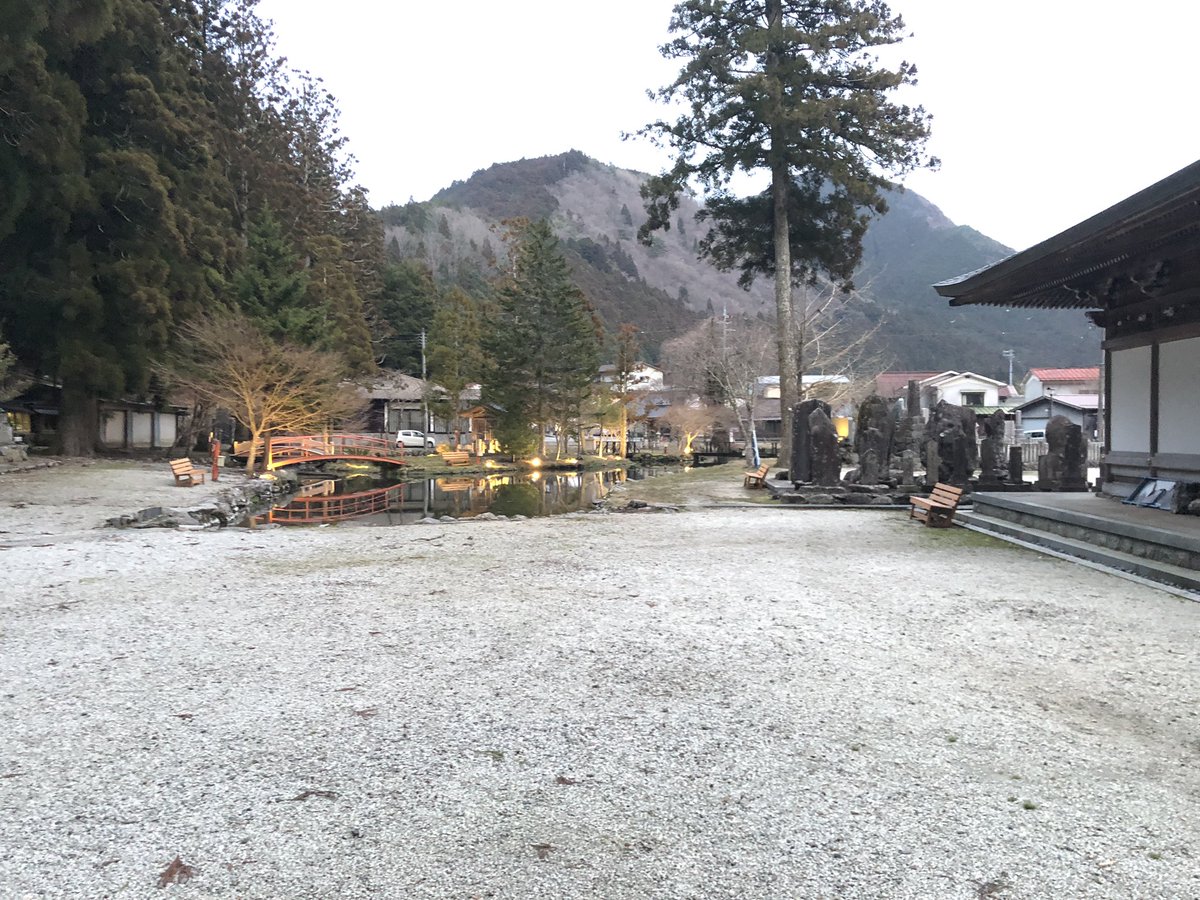 先週からの我が新居、天川村付近の洞川村。名前と同様の「天」が含まれるとは、これぞ正しく宿縁なり！