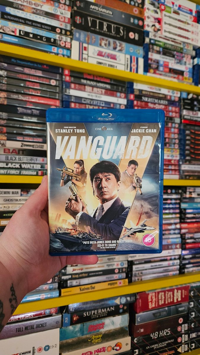 Today's movie 
First time watch 🙂 
Has anyone else watched this and did you enjoy it?
#firsttimewatch #movietime #bluray #jackiechan #jackiechanmovie #vanguard #cineasia #stanleytong