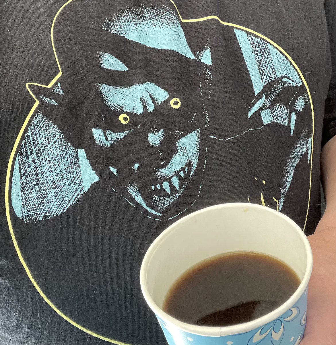 SALEM’S LATTE - throwing on my favorite Salem’s Lot T-shirt and making that Coffee to go as I drive south to Strongsville Oh for the CINEMA WASTELAND convention! Perfect place to be for any monster/sci-fi fan!