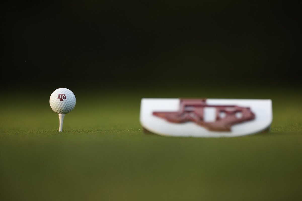 ⛳️ We're underway at the Aggie Invitational Info & Course Map ➡️ aggi.es/3vxSs0r Golfstat ➡️ aggi.es/43NBDv9 #GigEm | 👍 | #BTHOthefield